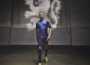 开云官网-篮球双星闪耀日，热火强势晋级东部决赛，福克斯欧冠半决赛接管比赛